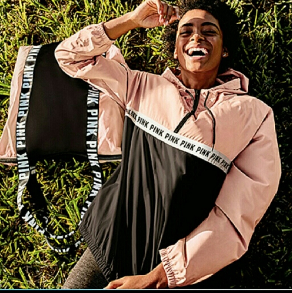 VS PINK ANORAK HALF ZIP